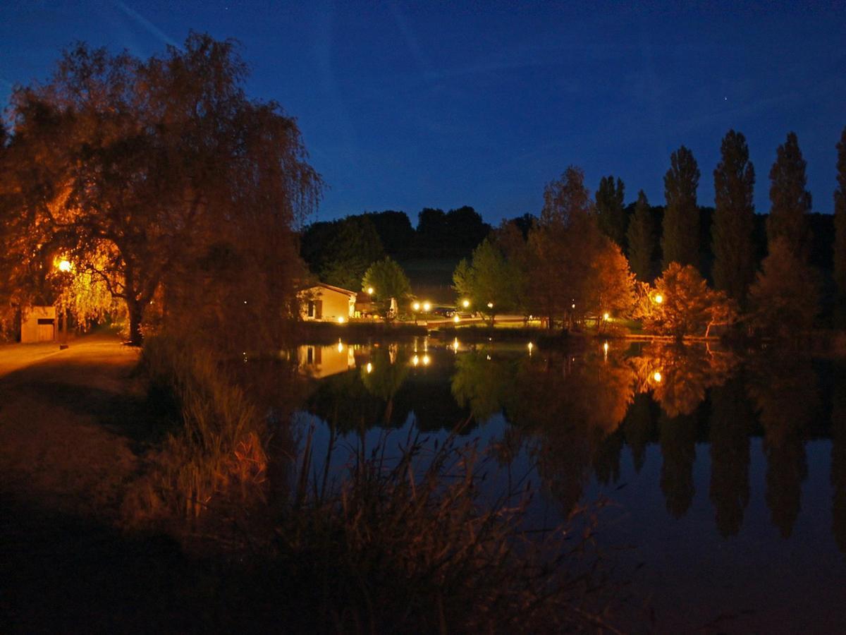 Le Domaine De L'Etang De Sandanet Issac Exterior photo